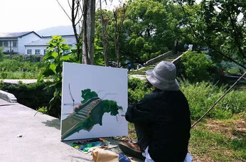 美院的学生画画